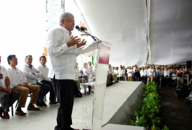 El plan de López Obrador para rescatar a la industria petrolera
