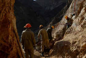   Derrumbe en una mina de oro deja al menos 31 muertos en el norte de Afganistán  