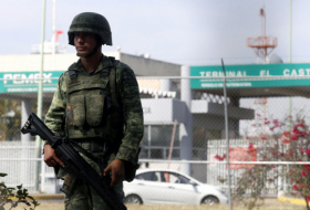 Ejército mexicano toma el control de las instalaciones de Pemex