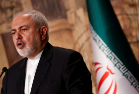 El presidente de Irán se niega a aceptar la dimisión del canciller Zarif