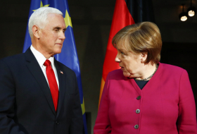 Merkel rechaza participar en una provocación de EEUU contra Rusia