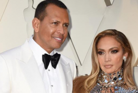 Jennifer Lopez ya tiene el anillo: se compromete con Alex Rodriguez
