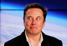 Elon Musk podría perder su autorización de seguridad tras fumar marihuana durante un 'podcast'
