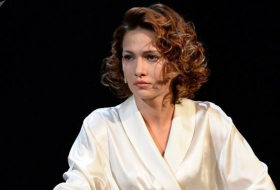 Una actriz rusa deja a todos sin palabras por su increíble parecido con JLo