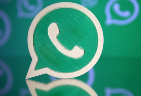 Alerta por el virus del 'modo oscuro' de     WhatsApp    