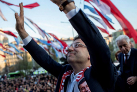   La junta electoral proclama alcalde de Estambul al candidato opositor  