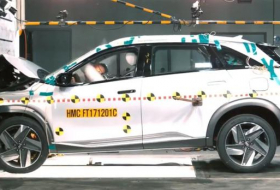   Vídeo:   Qué pasa cuando estrellas un coche de hidrógeno