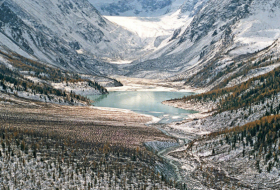   Siete turistas mueren por una avalancha en las montañas de Altái en Rusia  