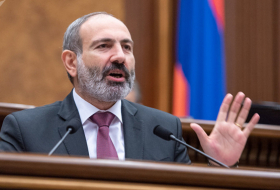   Partidarios del primer ministro armenio asedian los tribunales  