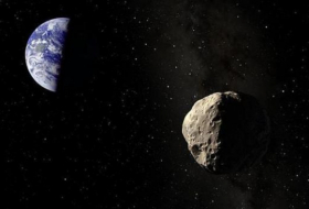 Un asteroide como tres campos de fútbol se acerca mañana a la Tierra