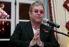 Elton John muestra su desacuerdo con Putin respecto a la comunidad LGBT