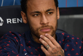 El PSG quiere vender a Neymar para evitar que Mbappé se vaya