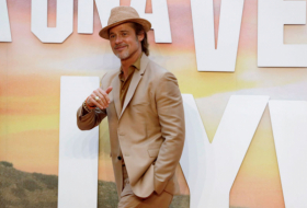   Fotos/Vídeos:   Brad Pitt llega a México y las redes explotan