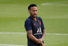 Reportan que el PSG rechazó la última oferta del F.C. Barcelona por Neymar