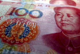   China devalúa el yuan hasta niveles de marzo de 2008  