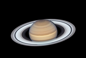 Una nueva foto del telescopio Hubble capta la espectacular belleza de Saturno y sus anillos