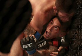 El ruso Khabib Nurmagomédov derrota a Dustin Poirier tras su regreso a la UFC