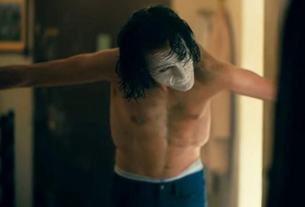 El grimoso cambio físico de Joaquin Phoenix en Joker tras perder 23 kilos