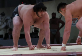   Luchador de sumo azerbaiyano conquista el oro    