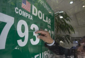 Se deprecia la moneda de Chile por situación caótica en el país