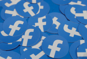 Facebook ha eliminado 5.400 millones de cuentas falsas en lo que va de año