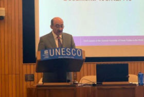   Ministro de Cultura azerbaiyano se reúne con el ex director general de UNESCO  