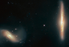 El telescopio Hubble capta a dos galaxias distorsionadas y difuminadas fruto de su gravedad