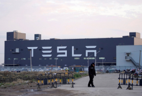Tesla se convierte en el fabricante de autos más valioso de la historia de EEUU