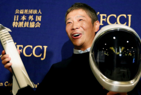 Un magnate japonés sortea más de 9 millones de dólares para saber si el dinero aumenta la felicidad