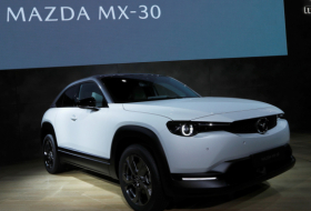 Mazda hará que la conducción de su coche eléctrico MX-30 se parezca a la de un modelo de gasolina o diésel