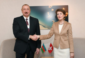   Ilham Aliyev se reunió con la Presidenta de la Confederación Suiza  
