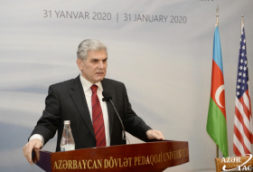   Azerbaiyán y los Estados Unidos firman programa de doble diploma  