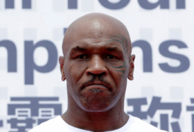 Mike Tyson rompe en llanto al revelar que se siente 