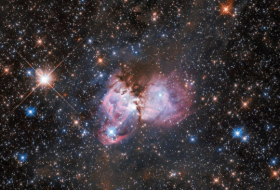 El telescopio Hubble capta una impresionante nube interestelar rosada a unos 160.000 años luz