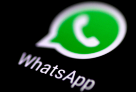 WhatsApp solo permitirá reenviar ciertos mensajes a un chat cada vez para frenar los bulos