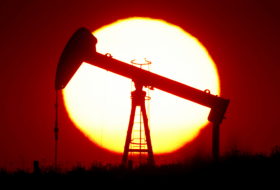 El precio del petróleo Brent pierde casi 5% y el de WTI cae más del 6%