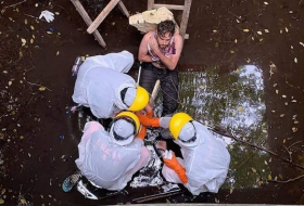 Rescatan a un británico que pasó seis días en un pozo en Bali