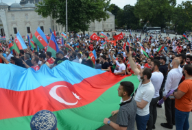  Gran manifestación de apoyo a Azerbaiyán en Estambul -  FOTOS  