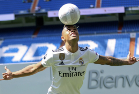 El jugador del Real Madrid Mariano Díaz, positivo por covid-19