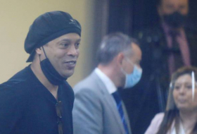 Ronaldinho recupera su libertad tras 6 meses de encierro en Paraguay