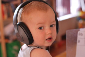 Un estudio revela que el sonido en 8D aumenta el impacto emocional en niños