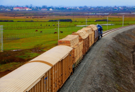   Aumentaron los volúmenes de carga, que se transportan a través de Azerbaiyán en 2020  