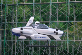 El coche volador trae a su primer pasajero en Japón