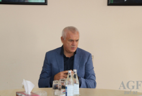   Namig Abdullayev es el entrenador principal de la selección nacional de Azerbaiyán  