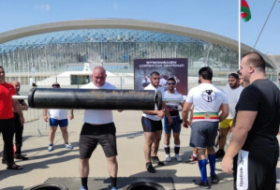   Los campeonatos de deportes de fuerza se celebran en Bakú  