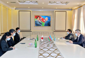   Vusal Huseynov se reúne con el embajador japonés  