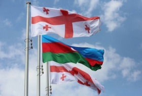 El volumen de comercio entre Georgia y Azerbaiyán disminuye un 10%