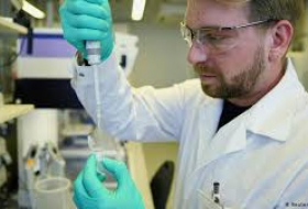 La farmacéutica alemana CureVac inicia la fase decisiva de las pruebas de su vacuna anti-COVID
