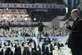   Erdogan, reelegido como secretario general del Partido AK  