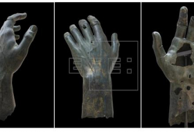Roma reconstruye la mano colosal del emperador Constantino